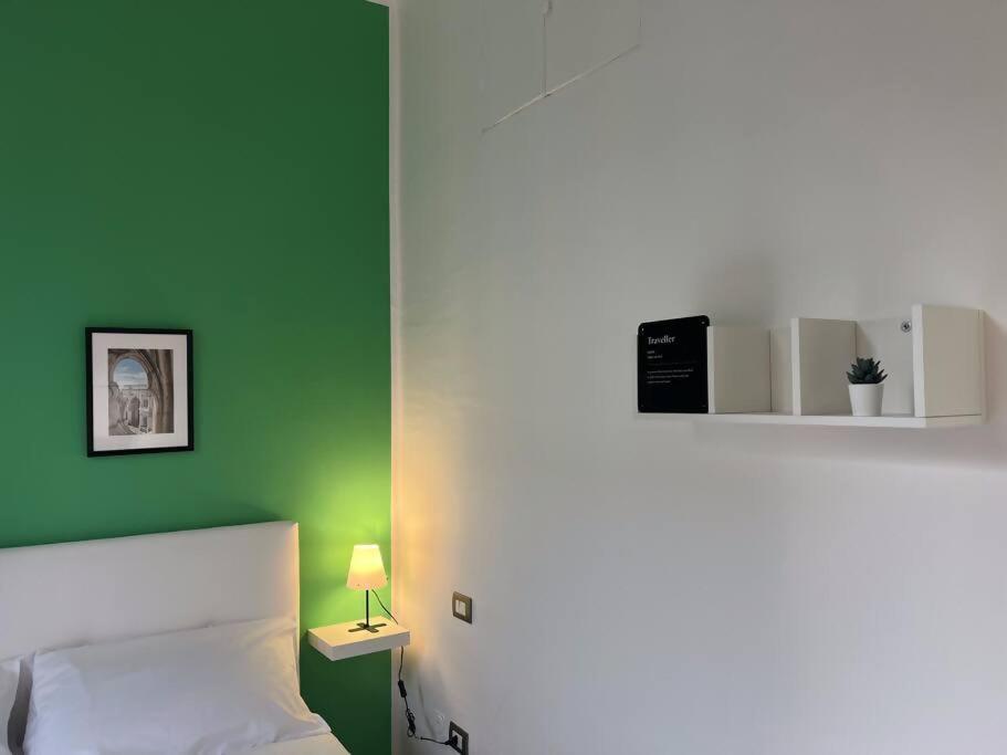 Florence Place * Milano